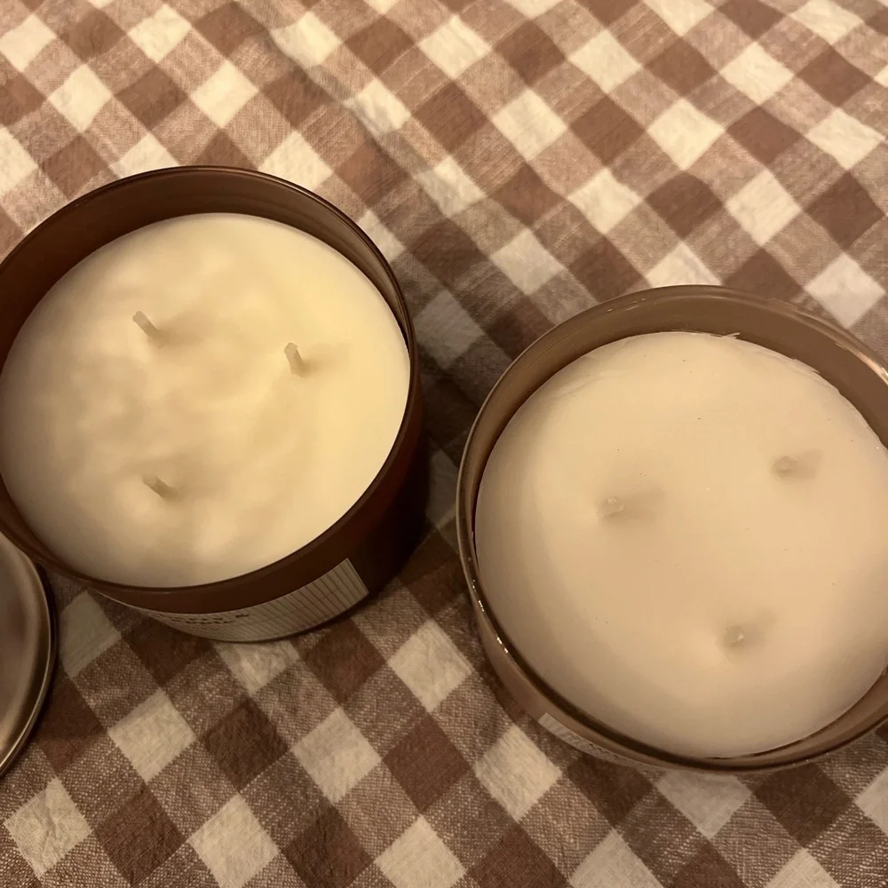 NWT, BBW BUNDLE, TWO 3 WICK CANDLES & DECORATIVE 3 WICK CANDLE HOLDER - Picture 2 of 8